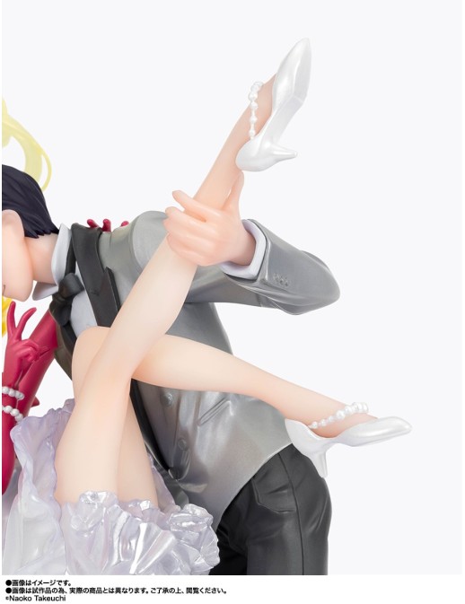 Bandai Figuarts Zero Chouette Sailor Moon Usagi & Tuxedo Mask Moonlight Glow Edition