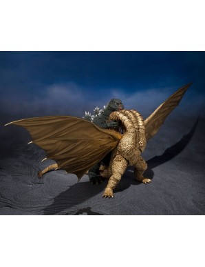 Bandai S.H. MonsterArts Godzilla VS Gigan King Ghidorah
