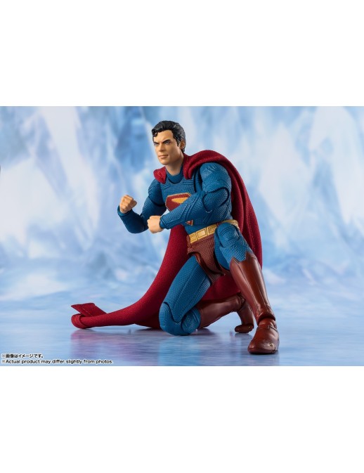 Bandai S.H. Figuarts Superman Legacy Superman