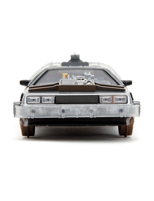Jada Toys Diecast Model 1/24 Scale Back To The Future III DMC Delorean Time Machine Railroad Wheels
