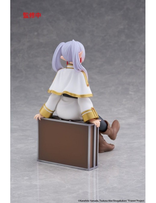 Taito Desktop Cute Frieren Beyond Journey's End Frieren Trunk Case Version