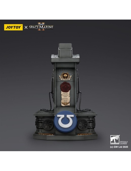 Joy Toy Warhammer 40,000 Space Marine 2 Ultramarines Lieutenant Titus Helmet Replica with Display Stand