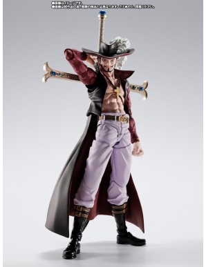 Bandai S.H. Figuarts One Piece Dracule Mihawk Hawk-Eye