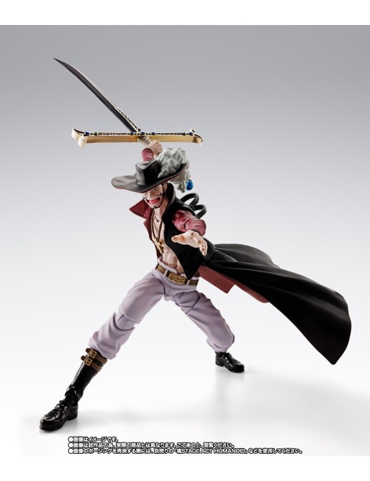 Bandai S.H. Figuarts One Piece Dracule Mihawk Hawk-Eye