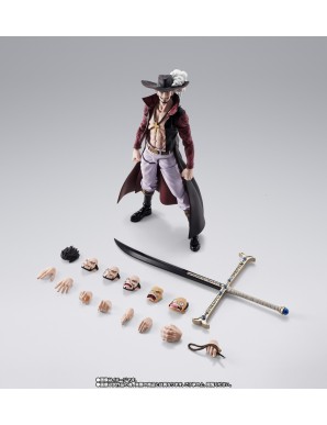 Bandai S.H. Figuarts One Piece Dracule Mihawk Hawk-Eye