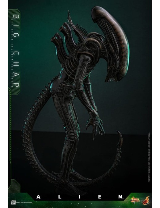 Hot Toys Movie Masterpiece Alien Big Chap 1/6 Scale Collectible Figure