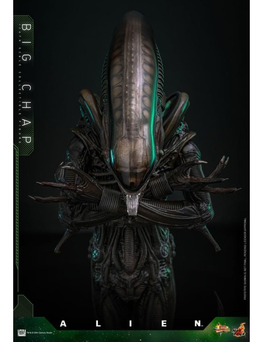 Hot Toys Movie Masterpiece Alien Big Chap 1/6 Scale Collectible Figure