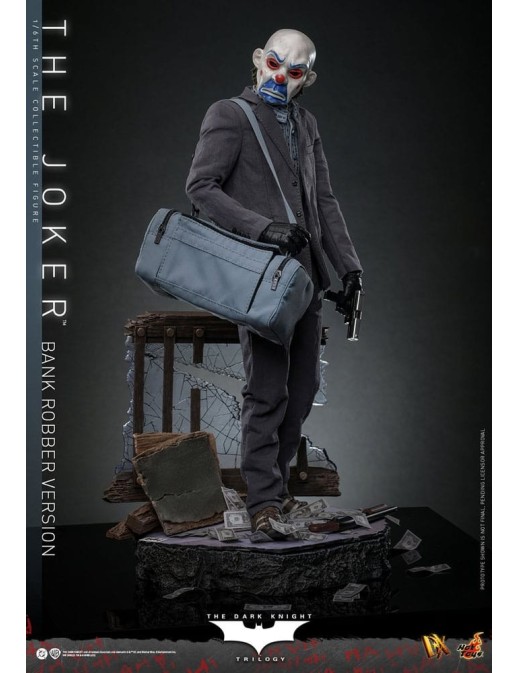 Hot Toys Movie Masterpiece Batman The Dark Knight The Joker Bank Robber Version 1/6 Scale Collectible Figure