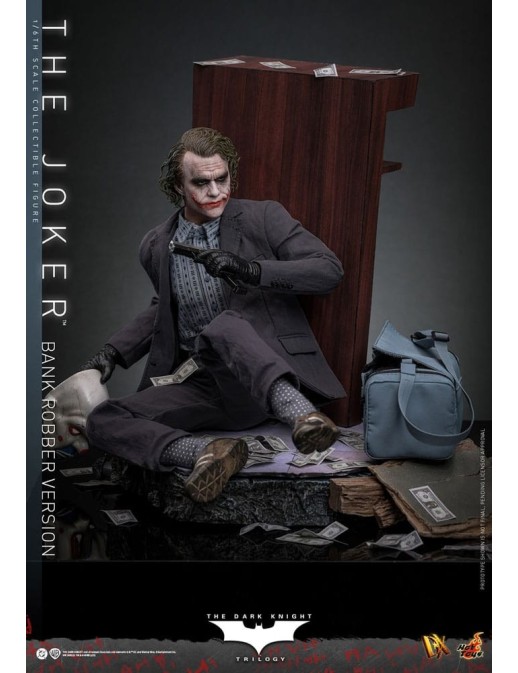 Hot Toys Movie Masterpiece Batman The Dark Knight The Joker Bank Robber Version 1/6 Scale Collectible Figure