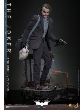 Hot Toys Movie Masterpiece Batman The Dark Knight The Joker Bank Robber Version 1/6 Scale Collectible Figure