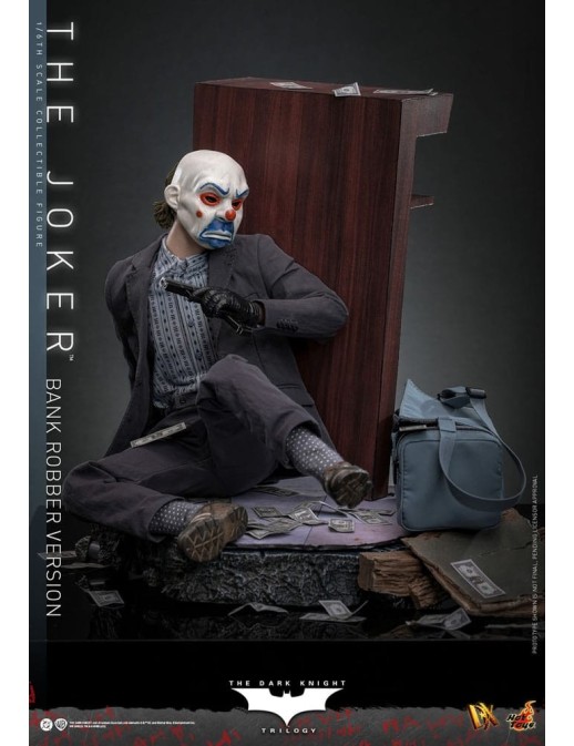 Hot Toys Movie Masterpiece Batman The Dark Knight The Joker Bank Robber Version 1/6 Scale Collectible Figure