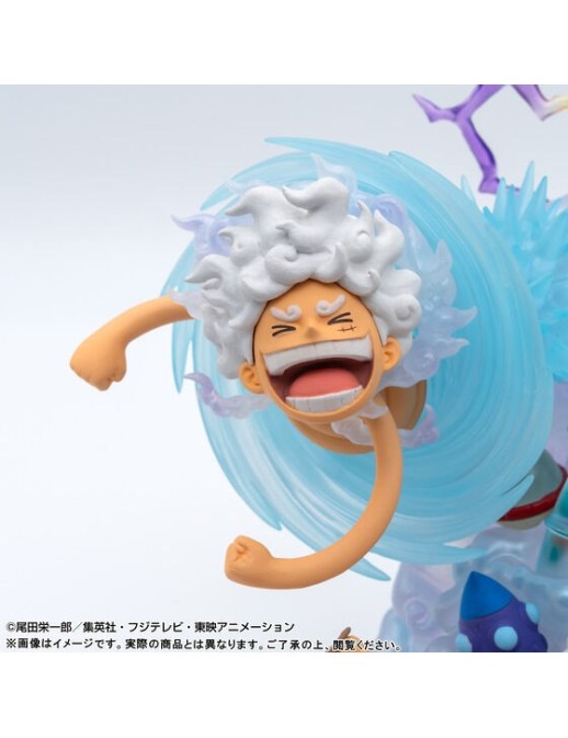 Bandai Premium One Piece World Collectable Figure Premium Monkey D. Luffy Gear 5 Special Figure