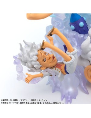Bandai Premium One Piece World Collectable Figure Premium Monkey D. Luffy Gear 5 Special Figure