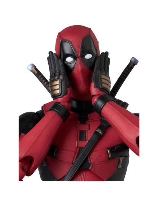 Medicom Toy MAFEX Deadpool & Wolverine Deadpool