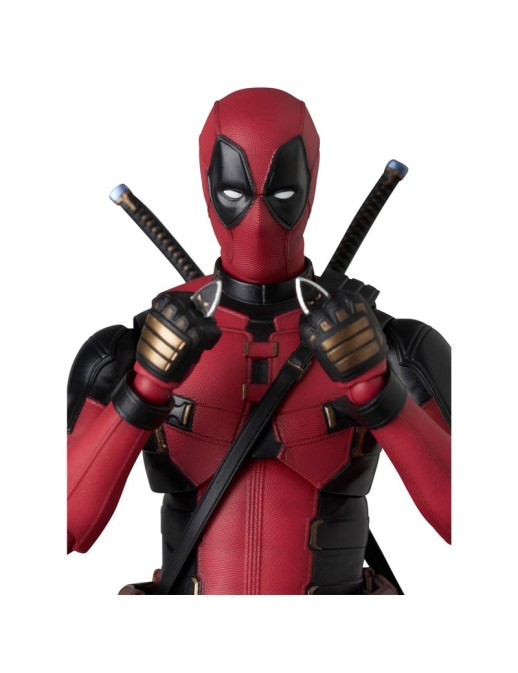 Medicom Toy MAFEX Deadpool & Wolverine Deadpool