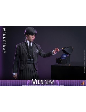 Hot Toys Television Masterpiece Wednesday Wednesday Addams 1/6 Scale Collectible Figure