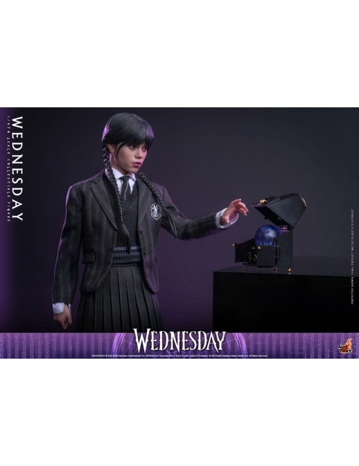 Hot Toys Television Masterpiece Wednesday Wednesday Addams 1/6 Scale Collectible Figure