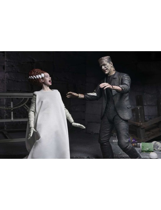 Neca Universal Monsters Ultimate Bride of Frankenstein Frankenstein's Monster & His Mate