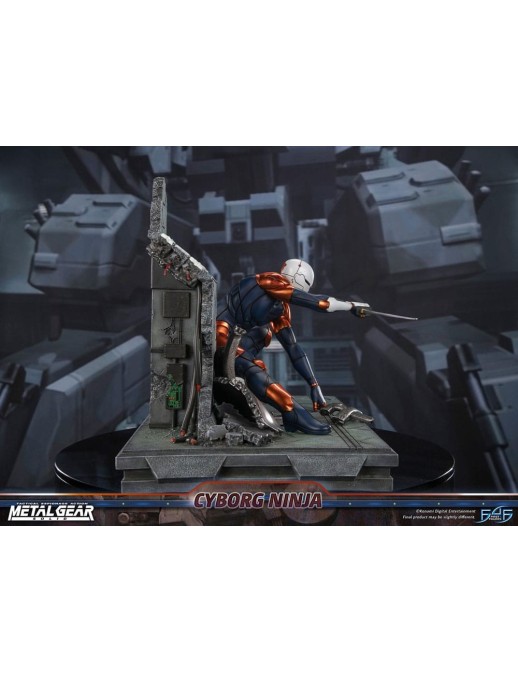 First 4 Figures Metal Gear Solid Cyborg Ninja Gray Fox