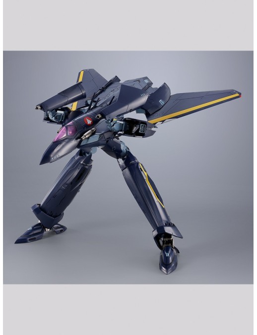 Bandai DX Chogokin Macross 7 VF-17S Nightmare Stealth Valkyrie Gamlin Kizaki Custom