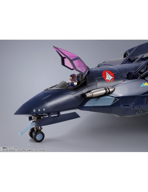 Bandai DX Chogokin Macross 7 VF-17S Nightmare Stealth Valkyrie Gamlin Kizaki Custom