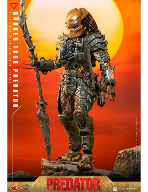Hot Toys Comic Masterpiece Alien VS Predator Broken Tusk Predator 1/6 Scale Collectible Figure
