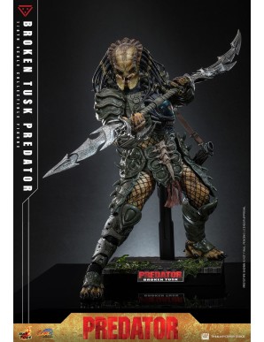 Hot Toys Comic Masterpiece Alien VS Predator Broken Tusk Predator 1/6 Scale Collectible Figure