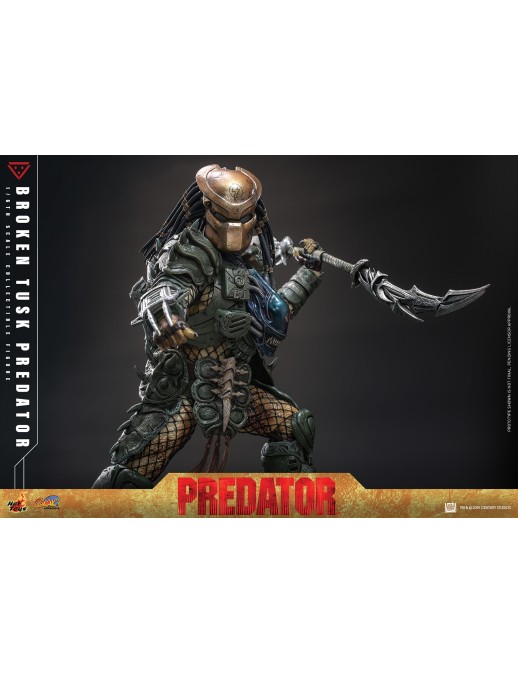 Hot Toys Comic Masterpiece Alien VS Predator Broken Tusk Predator 1/6 Scale Collectible Figure