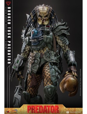 Hot Toys Comic Masterpiece Alien VS Predator Broken Tusk Predator 1/6 Scale Collectible Figure