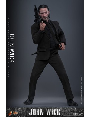 Hot Toys Movie Masterpiece John Wick 1/6 Scale Collectible Figure