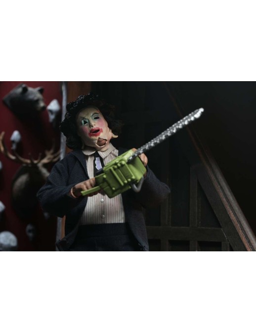 Neca Texas Chainsaw Massacre Leatherface with Pretty Woman Mask Clothed Neca Texas Chainsaw Massacre Leatherface with Pretty Woman Mask Clothed