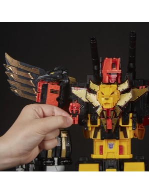 Hasbro Transformers Power of the Primes Titan Class Predaking