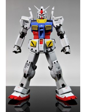 Bandai Master Grade MG 1/100 Mobile Suit Gundam RX-78-2 Gundam Ver.Ka