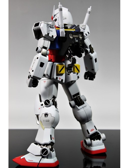 Bandai Master Grade MG 1/100 Mobile Suit Gundam RX-78-2 Gundam Ver.Ka