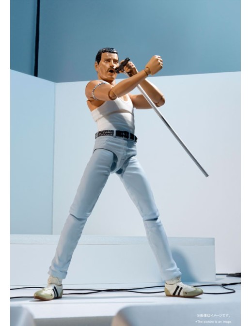 Bandai S.H. Figuarts The Queen Freddie Mercury Live Aid 1985
