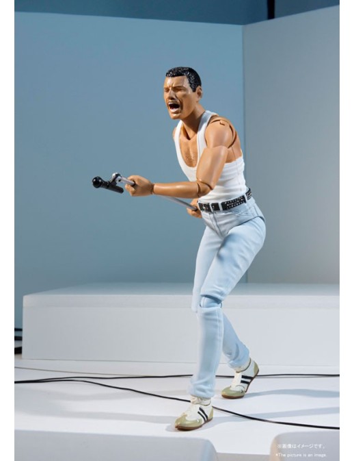 Bandai S.H. Figuarts The Queen Freddie Mercury Live Aid 1985