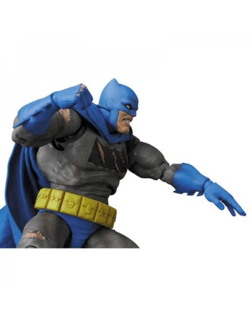 Medicom Toy MAFEX Batman The Dark Knight Returns Batman The Dark Knight Triumphant
