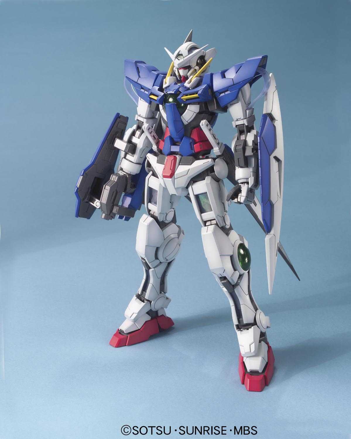 BANDAI MASTER GRADE MG 1/100 MOBILE SUIT GUNDAM GN-001 GUNDAM EXIA