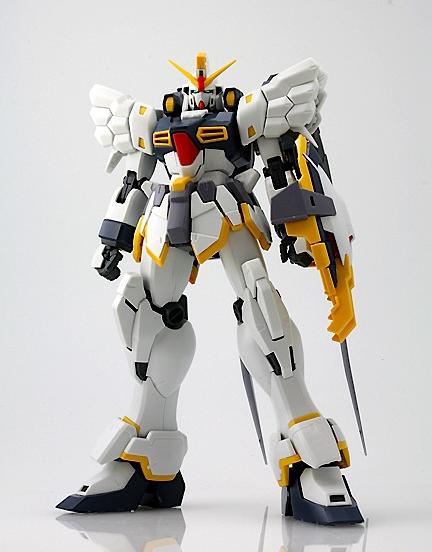 BANDAI MASTER GRADE MG 1/100 MOBILE SUIT GUNDAM XXXG-01SR GUNDAM SANDROCK EW VERSION