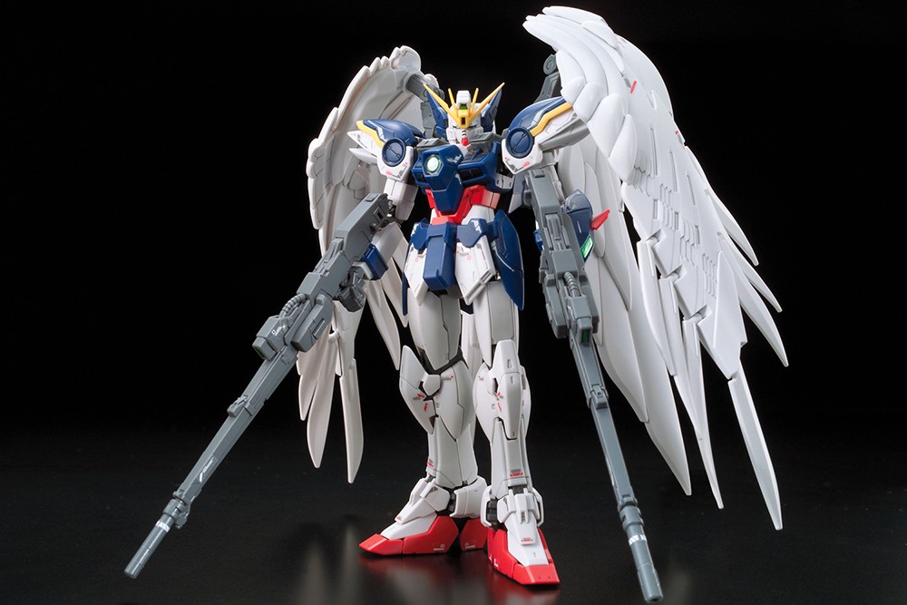 BANDAI REAL GRADE RG 1/144 MOBILE SUIT GUNDAM XXXG-00W0 WING GUNDAM ZERO EW