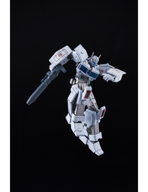 Flame Toys Model Kit Series Transformers Ultra Magnus IDW Version