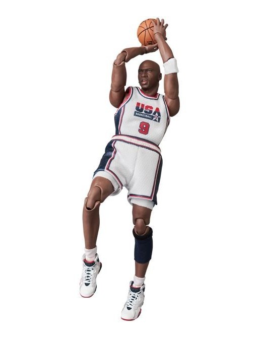 Medicom Toy MAFEX Michael Jordan 1992 Team USA