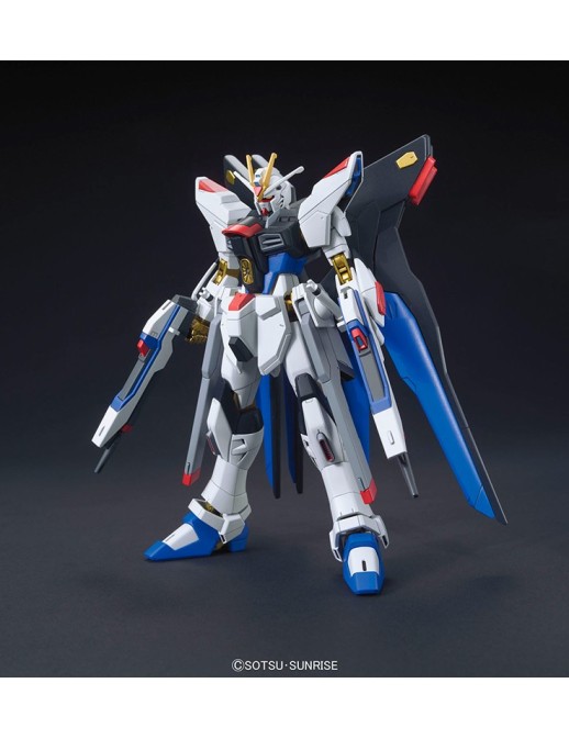 Bandai High Grade HGCE 1/144 Mobile Suit Gundam ZGMF-X20A Strike Freedom Gundam