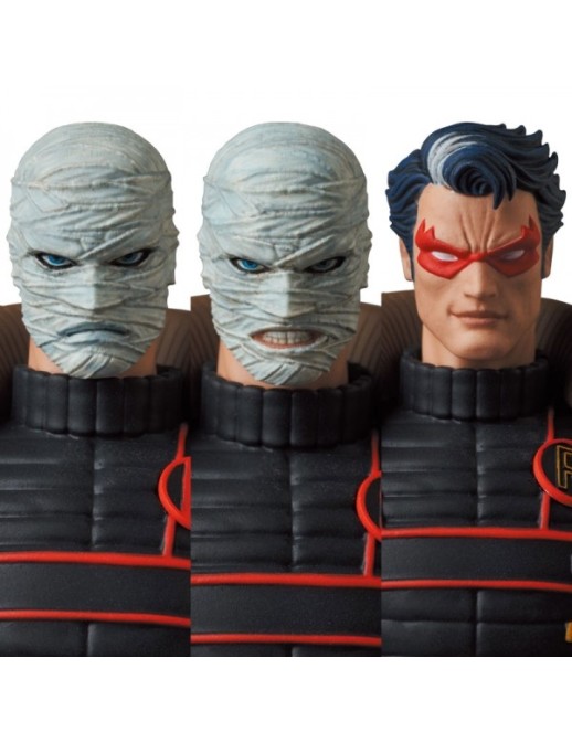 Medicom Toy MAFEX Batman Hush