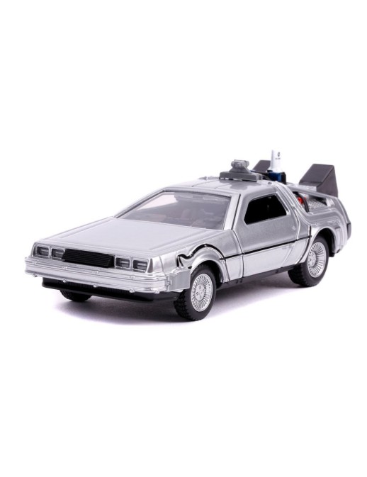 Jada Toys Diecast Model 1/32 Scale Back To The Future II DMC Delorean Time Machine