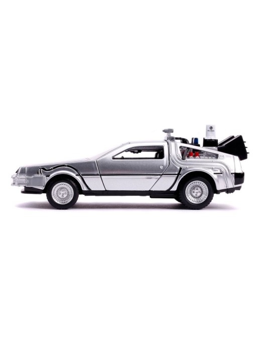 Jada Toys Diecast Model 1/32 Scale Back To The Future II DMC Delorean Time Machine
