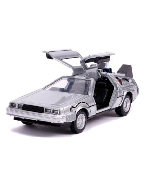 Jada Toys Diecast Model 1/32 Scale Back To The Future II DMC Delorean Time Machine