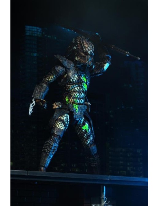 Neca The Predator 2 Ultimate Damaged City Hunter