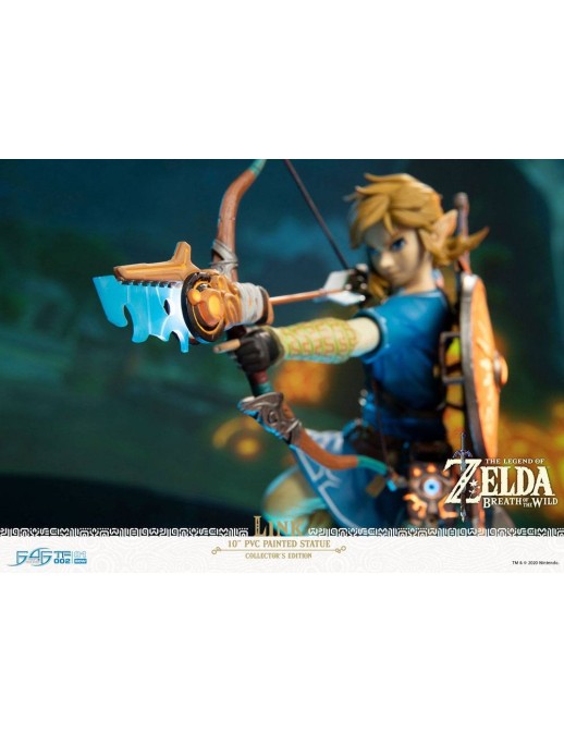 First 4 Figures The Legend of Zelda Breath of the Wild Link Collector's Edition