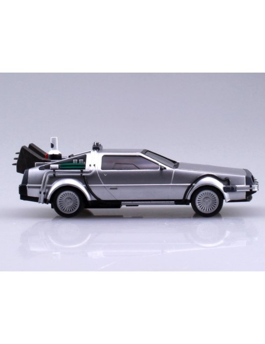 Aoshima Movie Mecha Series 12 Back To The Future II DeLorean 1/43 Scale Model Kit